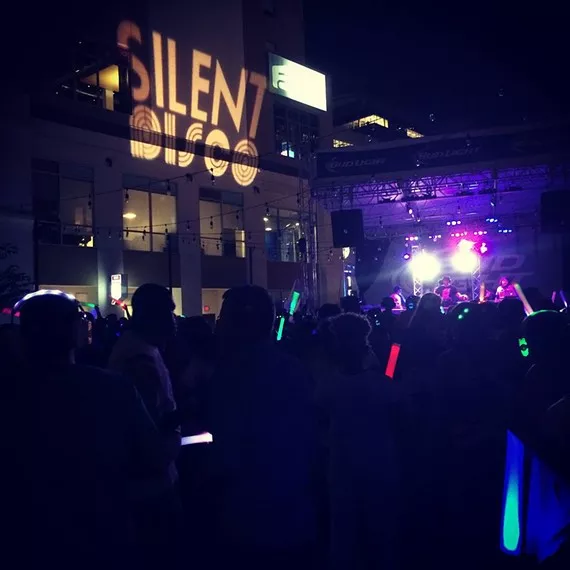 985d0d59_favorite-silent_disco-img.-08.webp