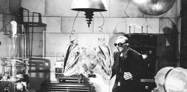 Bela Lugosi in The Devil Bat (Photo: Kino)