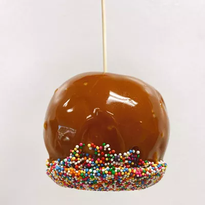 Image: Candy Apple Decorating Mini Sessions at Sweet Spot Studio
