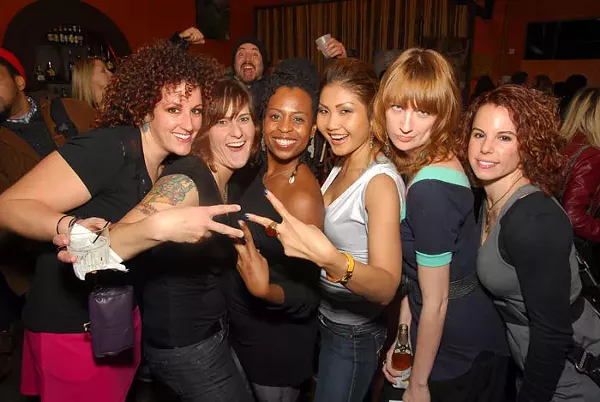 Dharma Lounge08