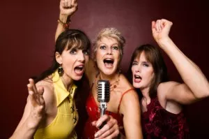karaoke-women