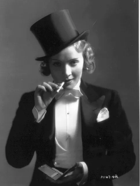 Marlene Dietrich: What are YOU looking at, bubba?