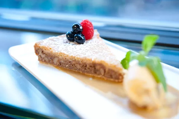 The nut tart - JUSTIN DRISCOLL