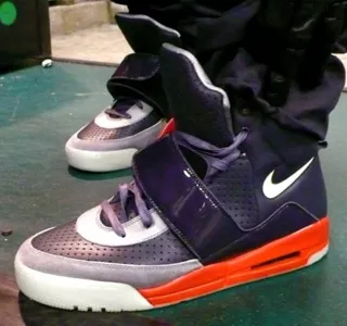 nike-air-yeezy.webp