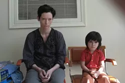 OSCILLOSCOPE LABORATORIES - Tilda Swinton and Rocky Duer in We Need to Talk About Kevin