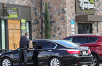Olive Garden, LongHorn Steakhouse and More Open for Curbside To Go and Delivery