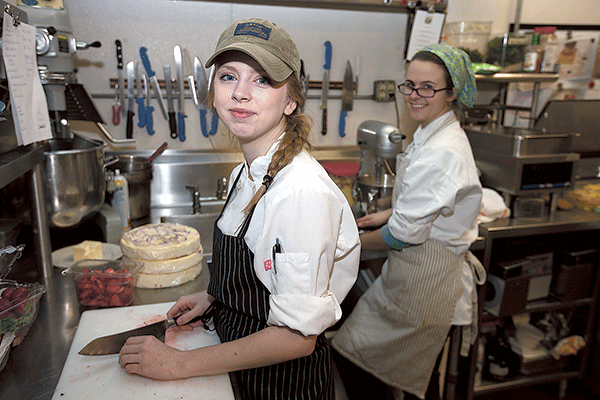 Charlotte chefs prep tomorrow's culinary tastemakers
